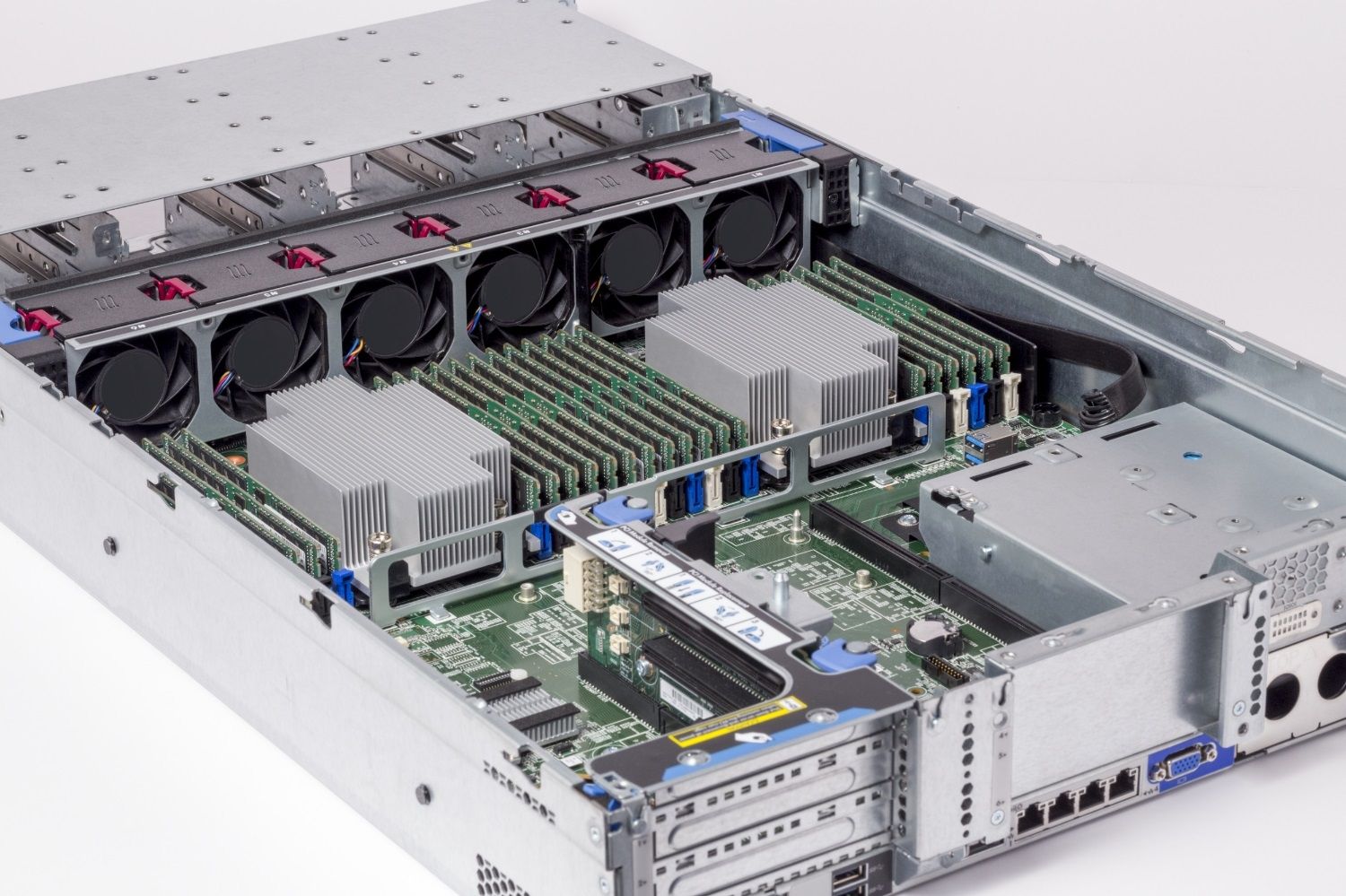 Crucial RAM-Module in einem Server